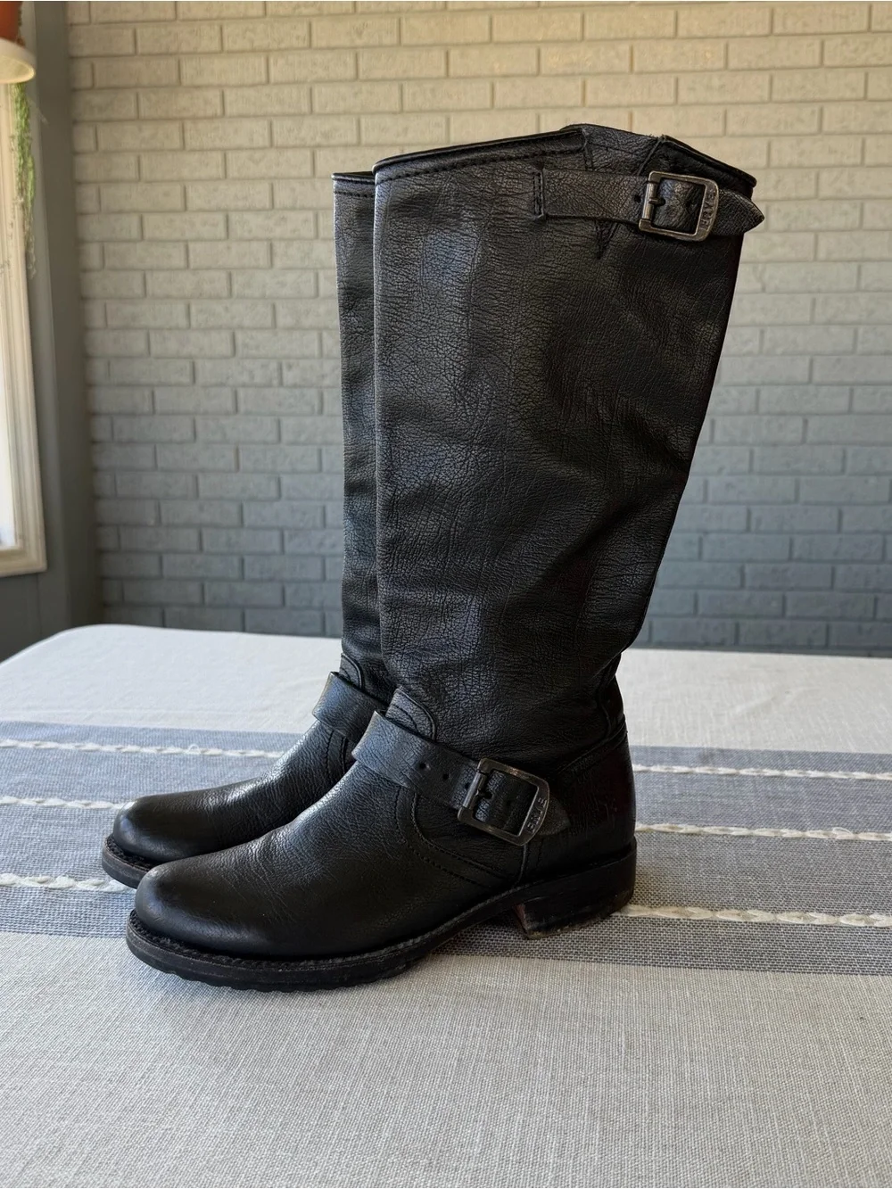 Frye Veronica Slouch Boots Black Leather Harness Engineer Boots Size 6